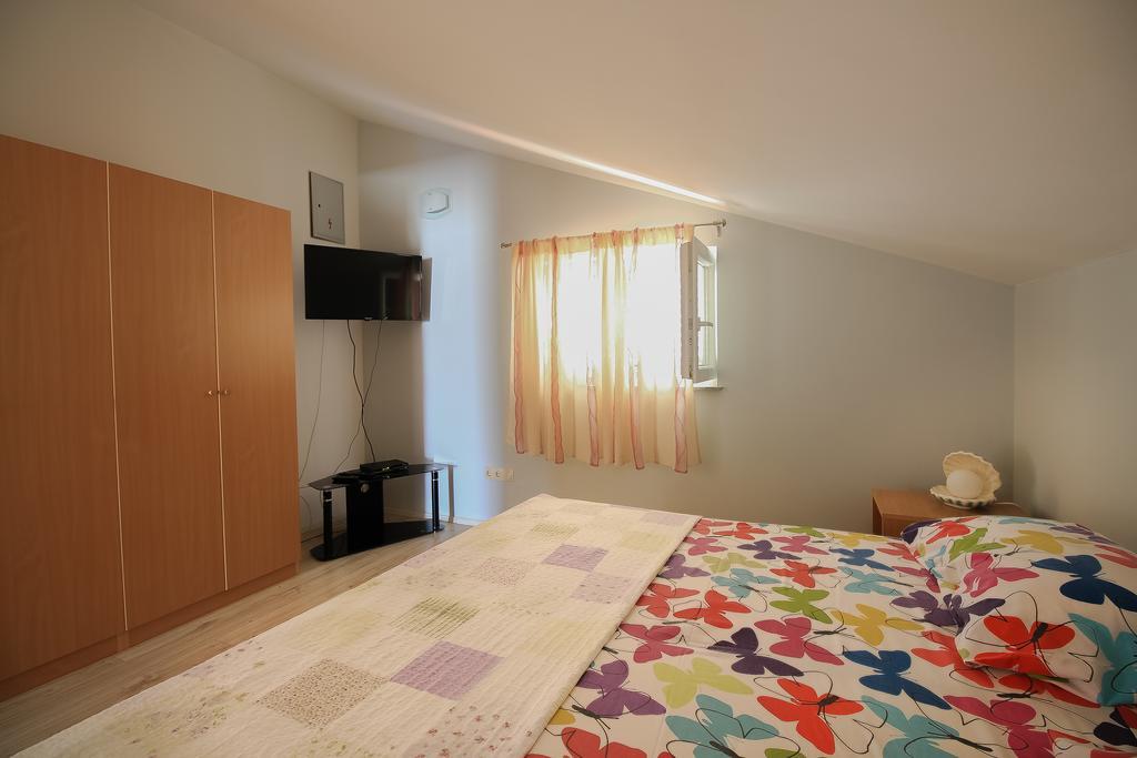 Apartment Ana Vodice Exterior photo